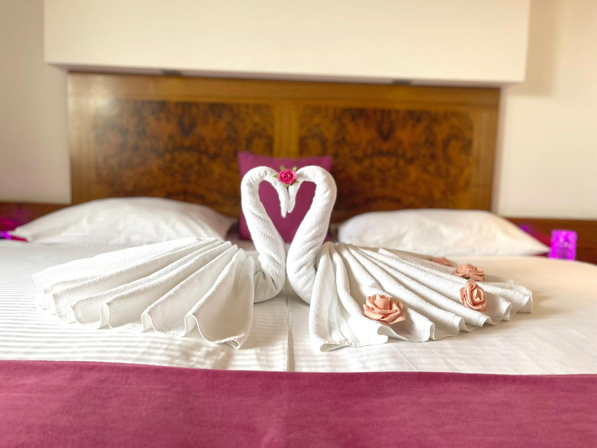 Hotel Exclusive Сараево Экстерьер фото