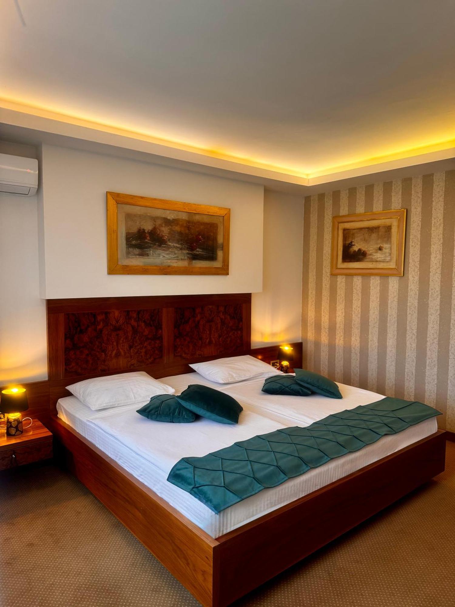 Hotel Exclusive Сараево Экстерьер фото